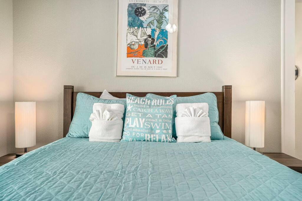 Beachy Bungalow! 2Bd, King Bed Γκάλβεστον Εξωτερικό φωτογραφία